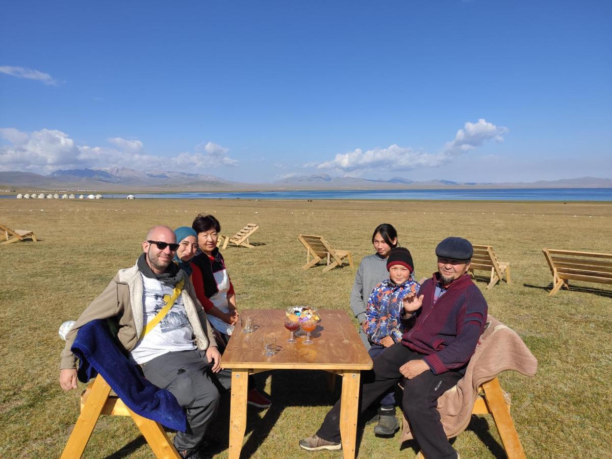 Yurt Camp Ali-Nur At Lake Song-Kol Юрточный Лагерь Али-Нур Озеро Сон-Куль Сон-Куль Кыргызстан Нарын Kyrgyzstan Naryn Exterior photo